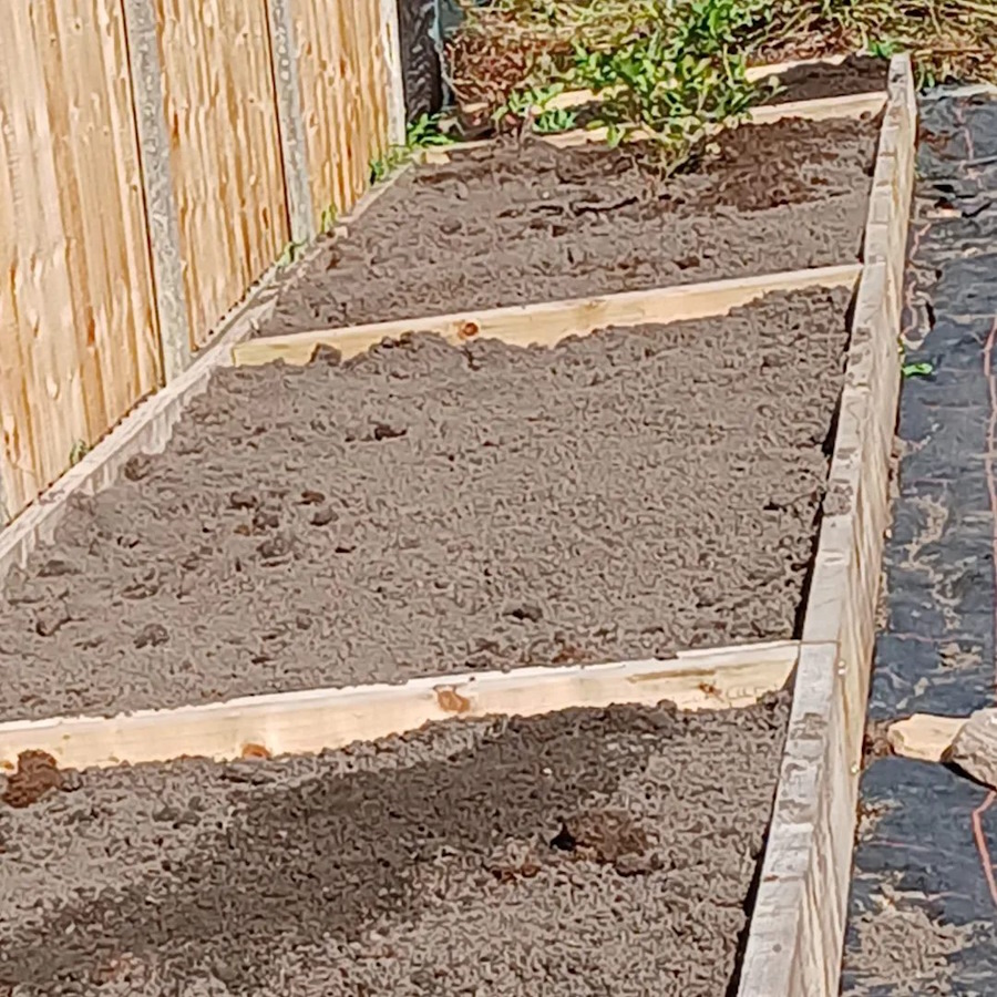 click to see larger image irst delivery of compost to the community garden