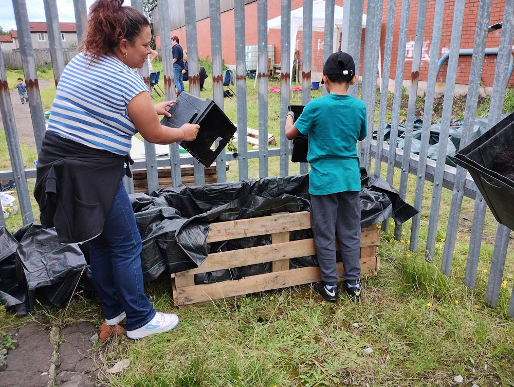 click to see larger image new planter for the community garden